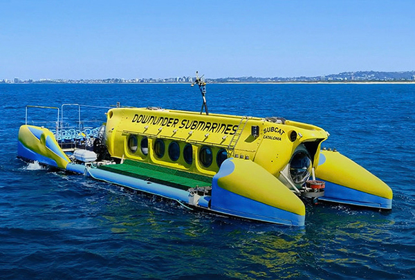 Tourist Sub Collides with Cayman Diving Businesses