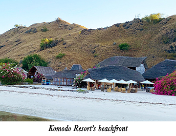 Komodo Resort's beachfront